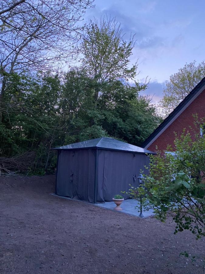 ブットヤーディンゲン Haus Am Deichヴィラ エクステリア 写真