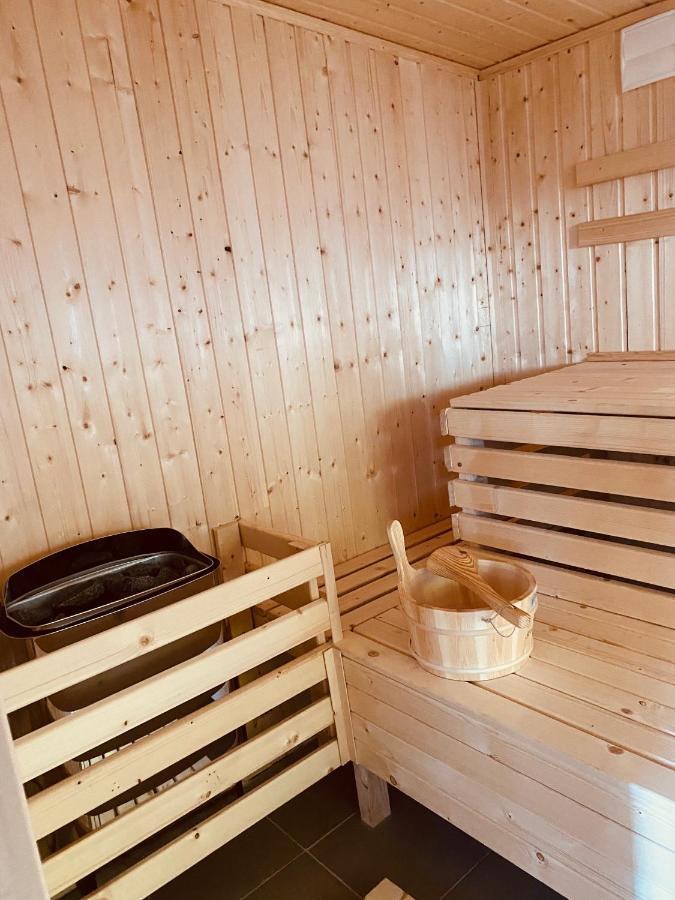 ブットヤーディンゲン Haus Am Deichヴィラ エクステリア 写真